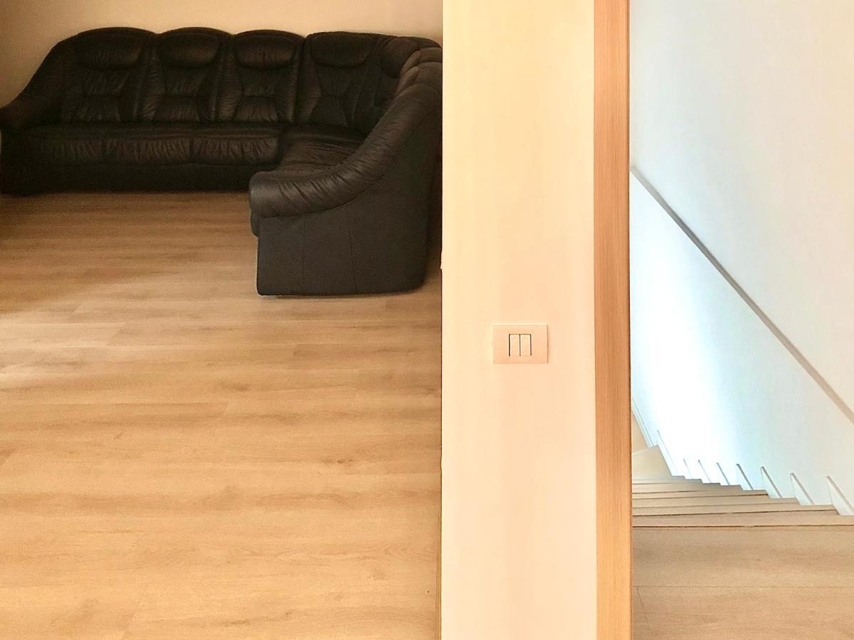 ホテル Casa Dima コンスタンツァ エクステリア 写真